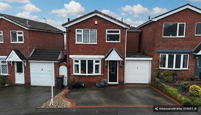 3 Bedroom Link Detached House For Sale In Ferndown Drive, Newcastle, ST5