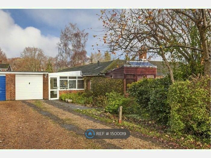 4 Bedroom Detached House To Rent In Dean Lane, Winchester, SO22