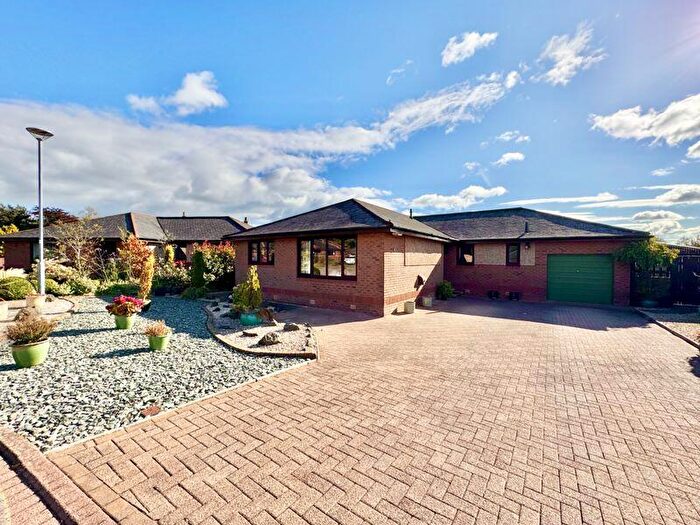 3 Bedroom Detached Bungalow For Sale In The Fieldings, Dunlop, KA3