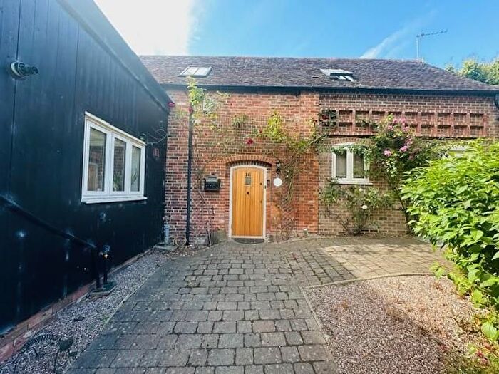 3 Bedroom Barn Conversion To Rent In The Greaves, Minworth, Sutton Coldfield, B76