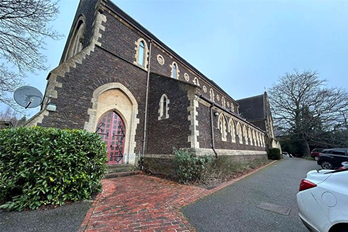 1 Bedroom Flat For Sale In East Street, Farnham, Surrey, GU9