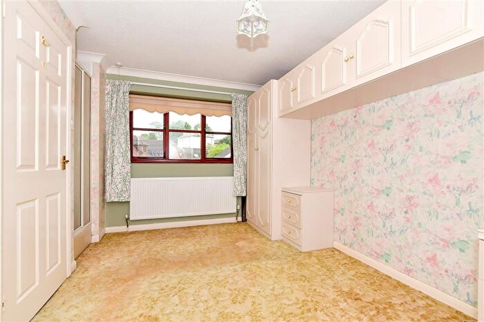 4 Bedroom Detached House For Sale In Manor Close, Deal, Kent, CT14