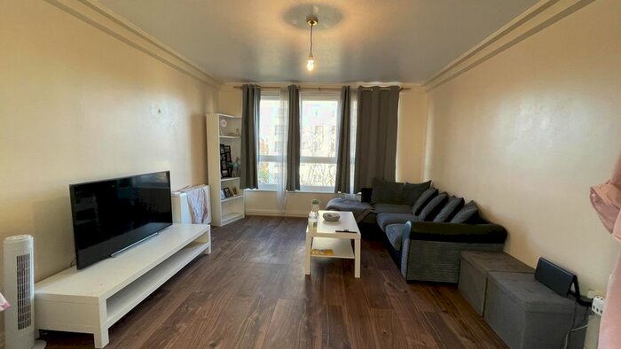 2 Bedroom Flat To Rent In Hensley Point, Bradstock Road E9