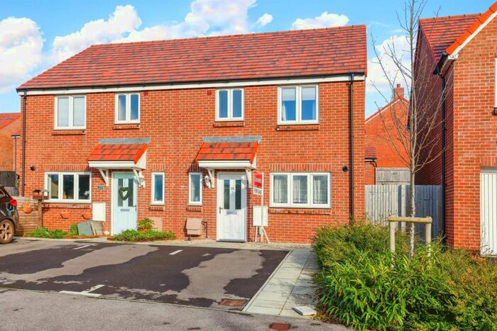 3 Bedroom Property To Rent In Arcaro Road, Andover, SP11