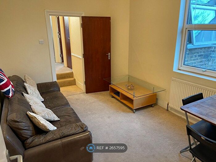 2 Bedroom Flat To Rent In Aldeburgh Street, London, SE10
