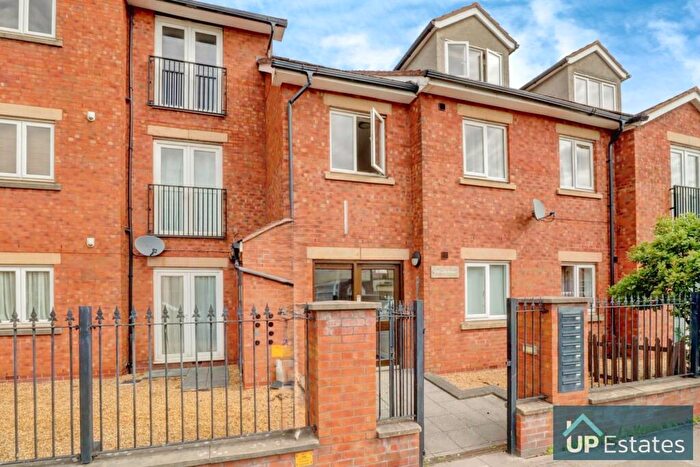2 Bedroom Flat To Rent In Oakland Mews, Heath End Road, Nuneaton, CV10