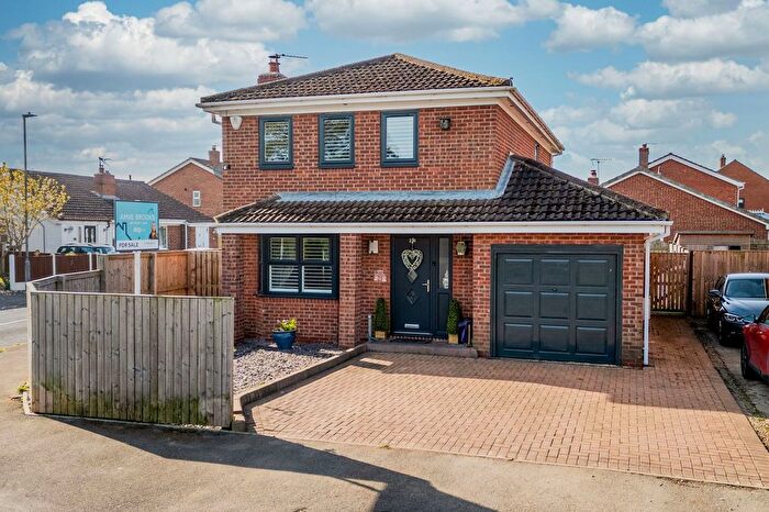 4 Bedroom Detached House For Sale In Villa Close, Hemingbrough, YO8