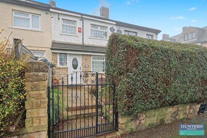 3 Bedroom Terraced House For Sale In Redmire Street, Bradford, BD3