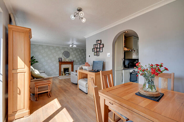 4 Bedroom House For Sale In Tythe Close, Springfield, Chelmsford, CM1