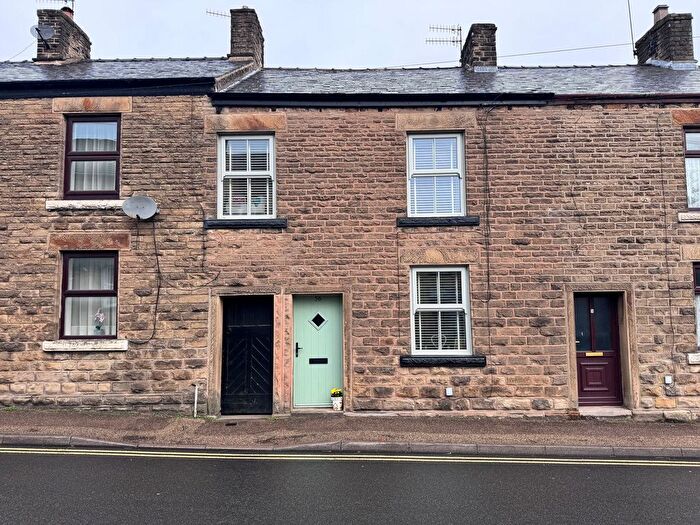 3 Bedroom Terraced House For Sale In Market Street, Chapel-En-Le-Frith, SK23