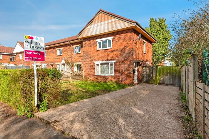 3 Bedroom End Of Terrace House For Sale In Heathfield Road, Grantham, NG31