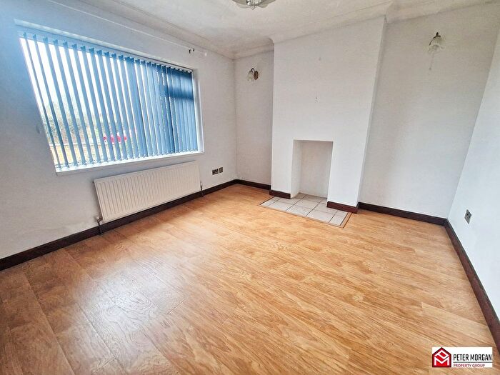 2 Bedroom Detached Bungalow For Sale In Castell Ddu Road, Pontarddulais, Swansea, West Glamorgan, SA4