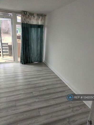 3 Bedroom Terraced House To Rent In Watten Court, Milton Keynes, MK2