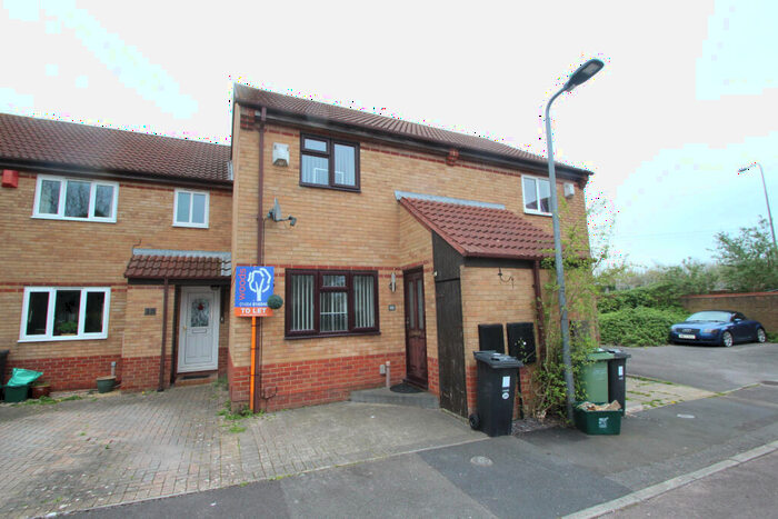 2 Bedroom House To Rent In Pye Croft, Bradley Stoke, Bristol, BS32