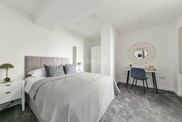2 Bedroom Apartment To Rent In Beckenham Road, Beckenham, BR3