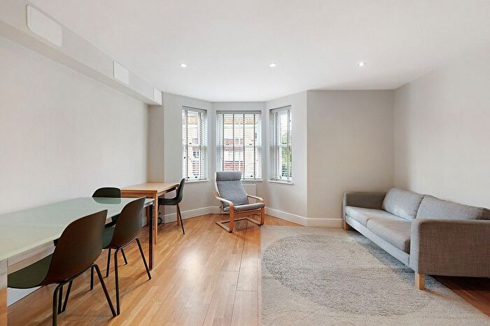 1 Bedroom Flat To Rent In Hartfield Road, Wimbledon, London, SW19