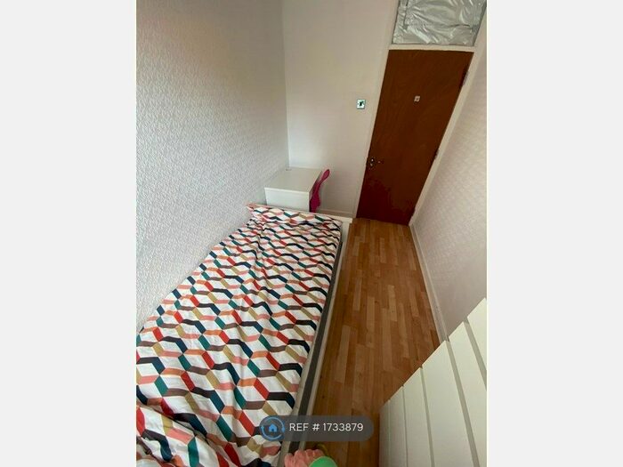 5 Bedroom Maisonette To Rent In Wimbourne Court, London, N1