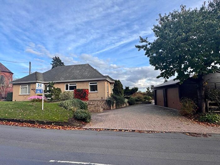 2 Bedroom Detached Bungalow For Sale In Newton Road, Newton, Rugby, CV23