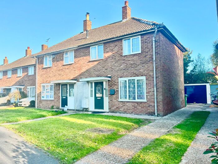 2 Bedroom Semi-Detached House For Sale In The Derings, Lydd, TN29