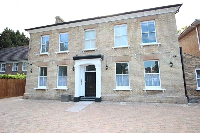 2 Bedroom Flat To Rent In Linden Road, Bedford, MK40