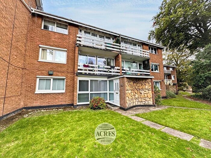 2 Bedroom Maisonette For Sale In Fairyfield Court, Newton Road, Great Barr, Birmingham, B43