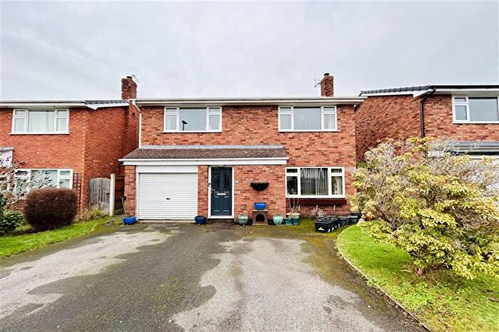 4 Bedroom Detached House For Sale In Wychwood Avenue, Lymm, WA13