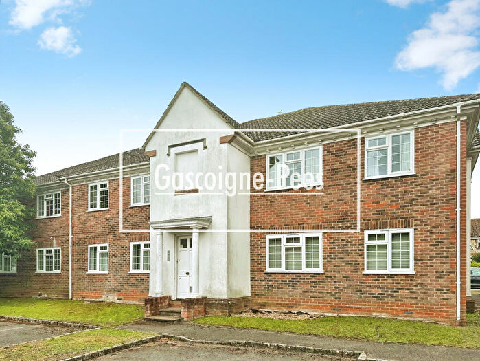 1 Bedroom Apartment To Rent In Kingfisher Walk, Ash, GU12