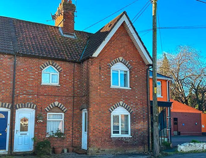 2 Bedroom End Of Terrace House For Sale In Bishops Waltham, SO32