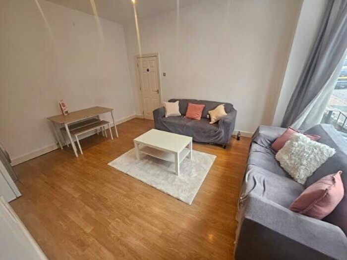 7 Bedroom Terraced House To Rent In Ebberston Terrace, Hyde Park, Leeds, LS6