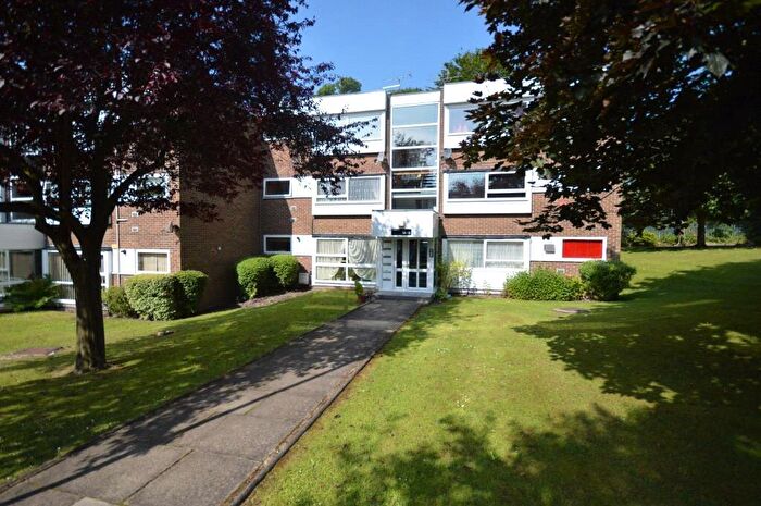 2 Bedroom Apartment To Rent In The Moorlands, Shadwell Lane, Leeds, LS17