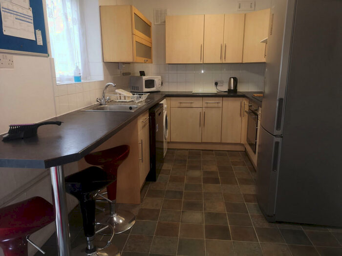 5 Bedroom End Of Terrace House To Rent In Medmerry Hill, Brighton, BN2