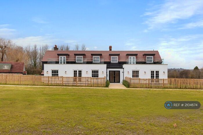 1 Bedroom Flat To Rent In Horsham Road, Beare Green, Dorking, RH5