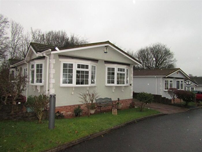2 Bedroom Bungalow For Sale In Roecliffe, York, YO51
