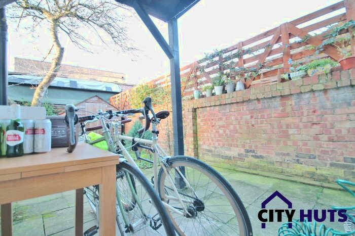 1 Bedroom Flat To Rent In Beacon Hill, London, N7