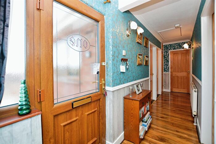 3 Bedroom Detached Bungalow For Sale In St. Andrews Avenue, Bottesford, Scunthorpe, DN17