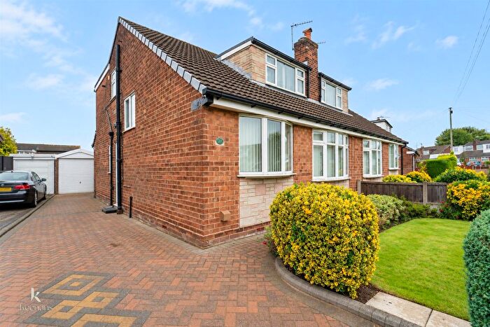 3 Bedroom Semi-Detached House For Sale In Moss Bank Road, Wardley, Swinton, Manchester, M27