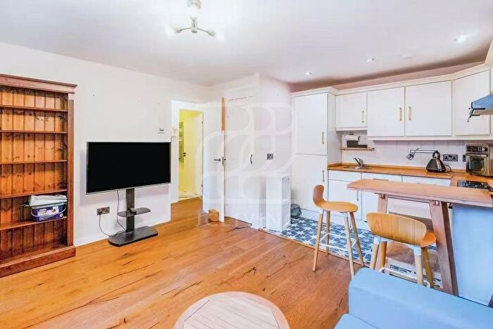 1 Bedroom Flat To Rent In Alscot Road, London, SE1