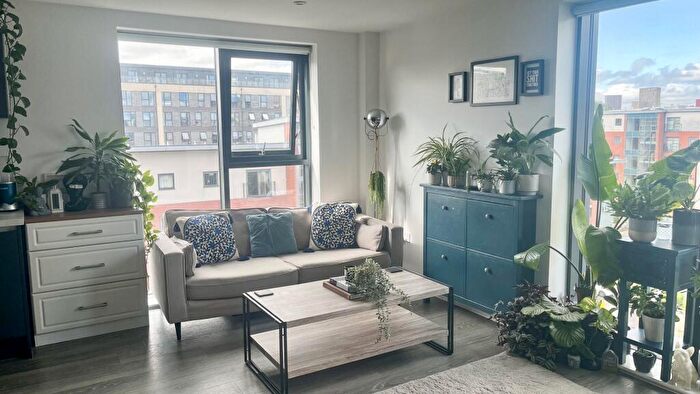 1 Bedroom Flat To Rent In Block D Downtown, Woden Street, Salford, Lancashire, , Uk, M5