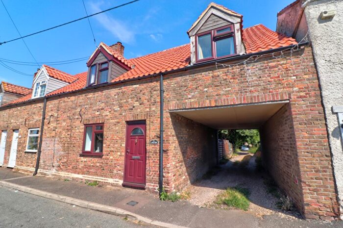 4 Bedroom Cottage For Sale In Dovecote Road, Upwell, PE14