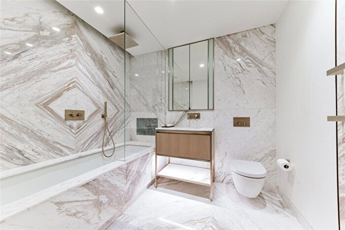2 Bedroom Apartment To Rent In St. John's Wood Road, London, NW8