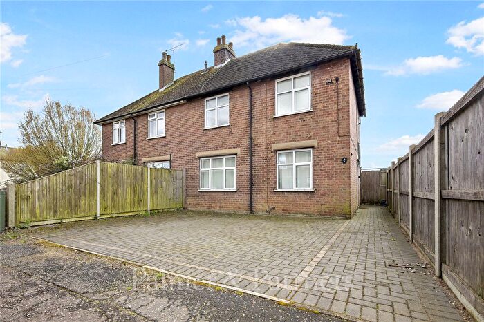 3 Bedroom Semi Detached House To Rent In Gascoigne Road, Colchester, Essex, CO4