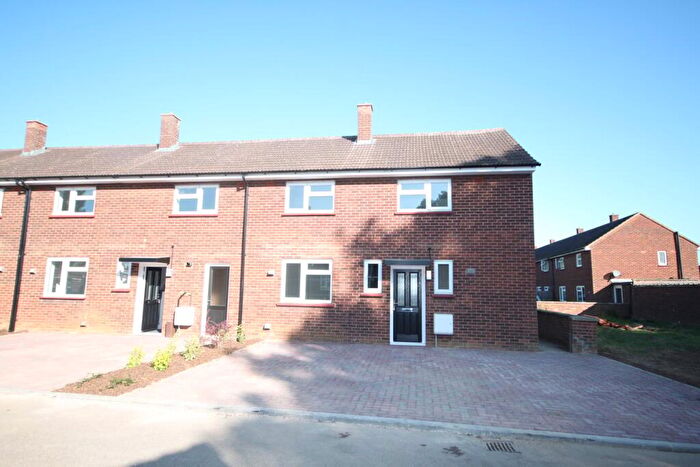 3 Bedroom Terraced House To Rent In Tedder Avenue, Henlow, SG16