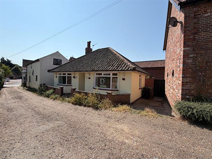 3 Bedroom Detached Bungalow For Sale In Centre Of Harleston, IP20