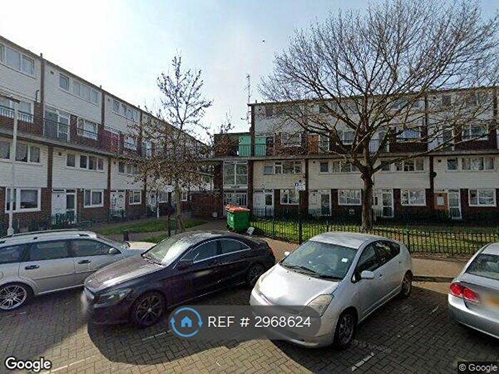2 Bedroom Maisonette To Rent In Snowshill Road, London, E12