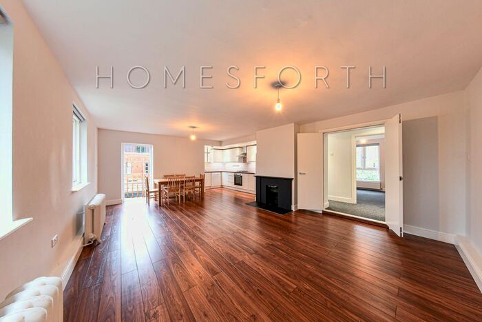 2 Bedroom Flat To Rent In St. Annes Close, London, N6