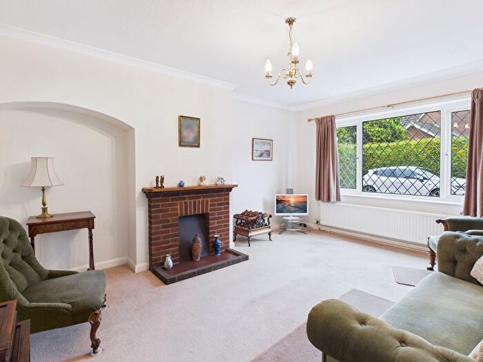 3 Bedroom Detached House For Sale In Cornford Close, Pembury, TN2