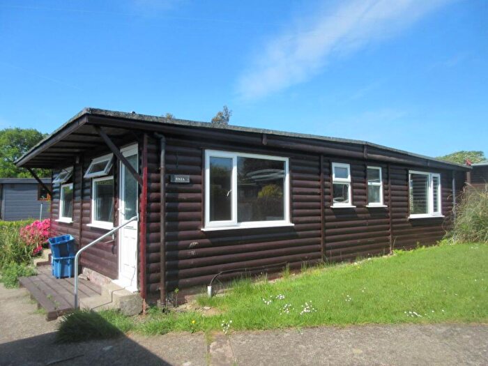 2 Bedroom Chalet For Sale In Pinza, Dwyfor Ranch, Llanystumdwy, Criccieth, Gwynedd, LL52