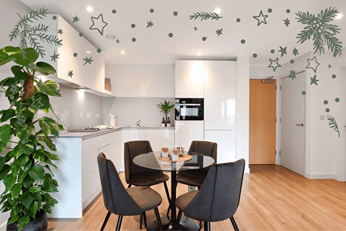 1 Bedroom Flat To Rent In The Lansdowne, Hagley Road, Birmingham, B16