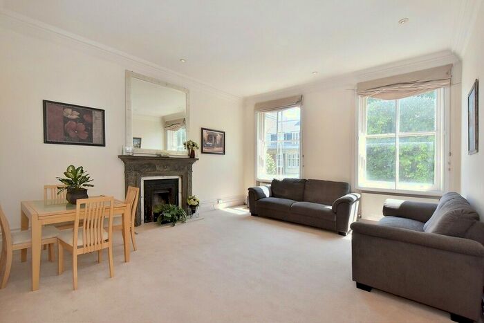 2 Bedroom Flat To Rent In Old Brompton Road, Earls Court, SW5