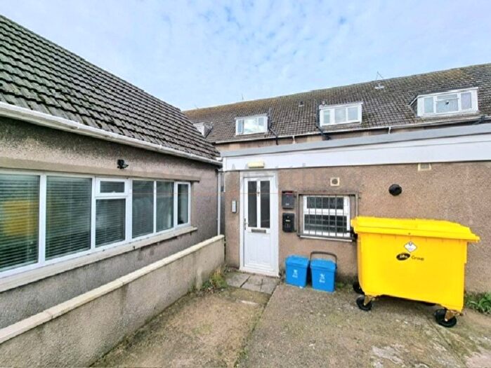 2 Bedroom Flat To Rent In Newport Road, Rumney, CF3